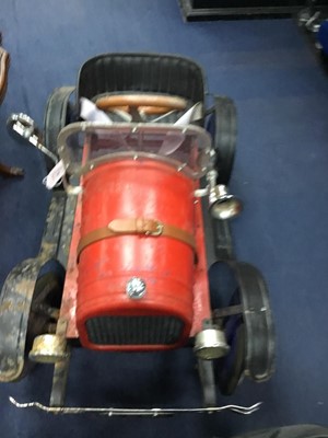 Lot 258 - A 20TH CENTURY CHILD'S PEDAL CAR