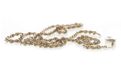Lot 805 - A GOLD ROPETWIST CHAIN