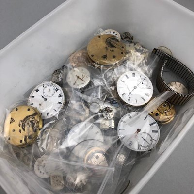 Lot 17 - A LARGE LOT OF WATCH AND POCKET WATCH MOVEMENTS