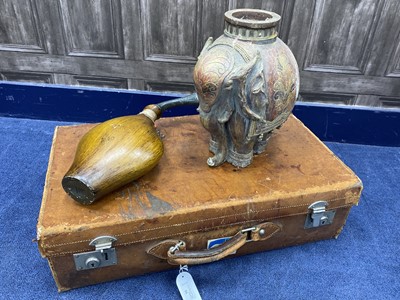 Lot 88 - A VINTAGE SUITCASE AND OTHER ITEMS