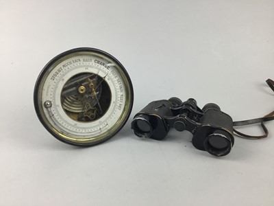 Lot 93 - A SHIP'S STYLE ANEROID BAROMETER AND PAIR OF BINOCULARS