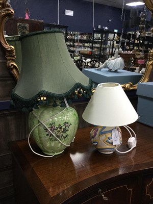 Lot 304 - A CLARICE CLIFF CERAMIC TABLE LAMP AND ANOTHER TABLE LAMP