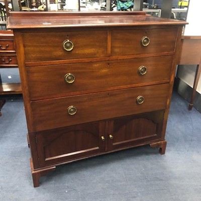 Lot 357 - AN EDWARDIAN CHEST OF DRAWERS