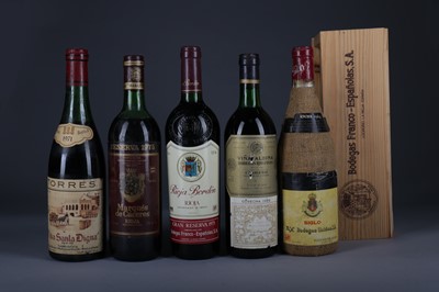 Lot 1282 - FIVE BOTTLES OF SPANISH RED WINE