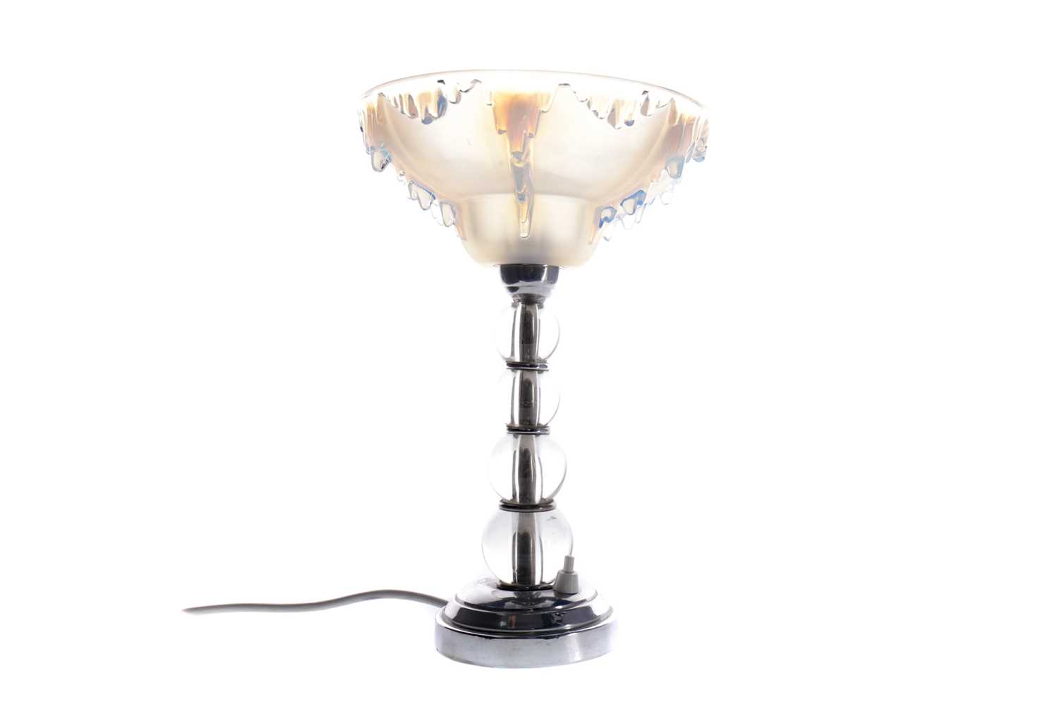 Lot 1039 - AN ART DECO TABLE LAMP