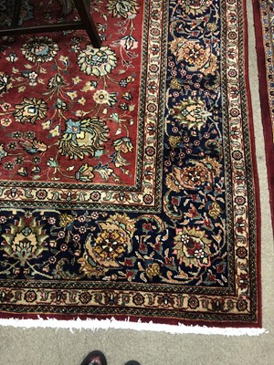 Lot 1383 - A MID 20TH CENTURY HAND KNOTTED PERSIAN CARPET