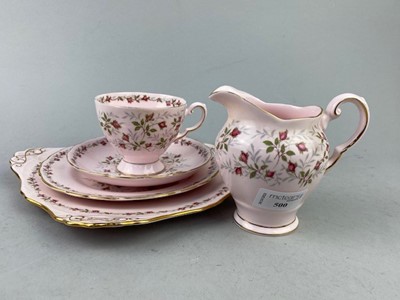 Lot 500 - A TUSCAN 'CHARMAINE' PART TEA SERVICE