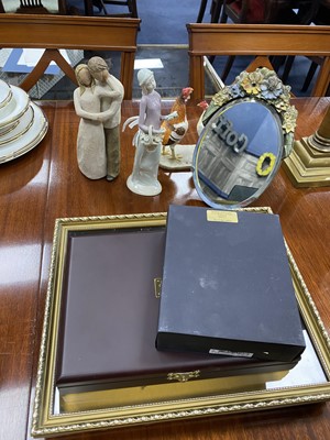 Lot 548 - A MIRROR, CERAMIC FIGURE AND OTHER ITEMS