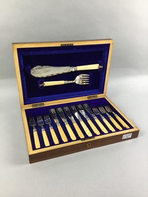 Lot 102 - A SET OF PLATED FISH KNIVES AND FORKS AND SERVERS