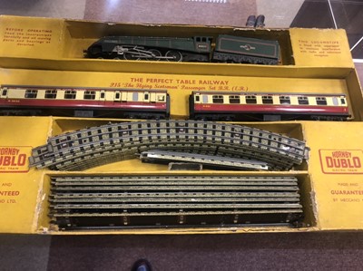 Lot 1459 - A HORNBY RAILWAYS GREAT BRITISH TRAINS KING CHARLES II MODEL TRAIN AND OTHERS