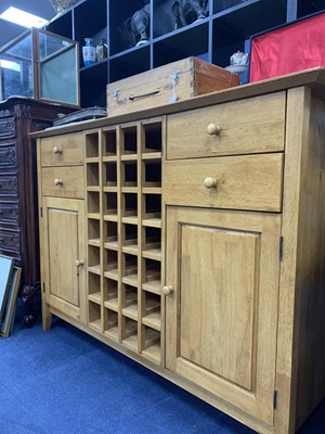 Lot 197 - A LIGHT OAK SIDEBOARD