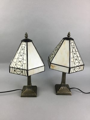 Lot 226 - AN ART NOUVEAU STYLE BRONZED TABLE LAMP AND FIVE OTHER LAMPS