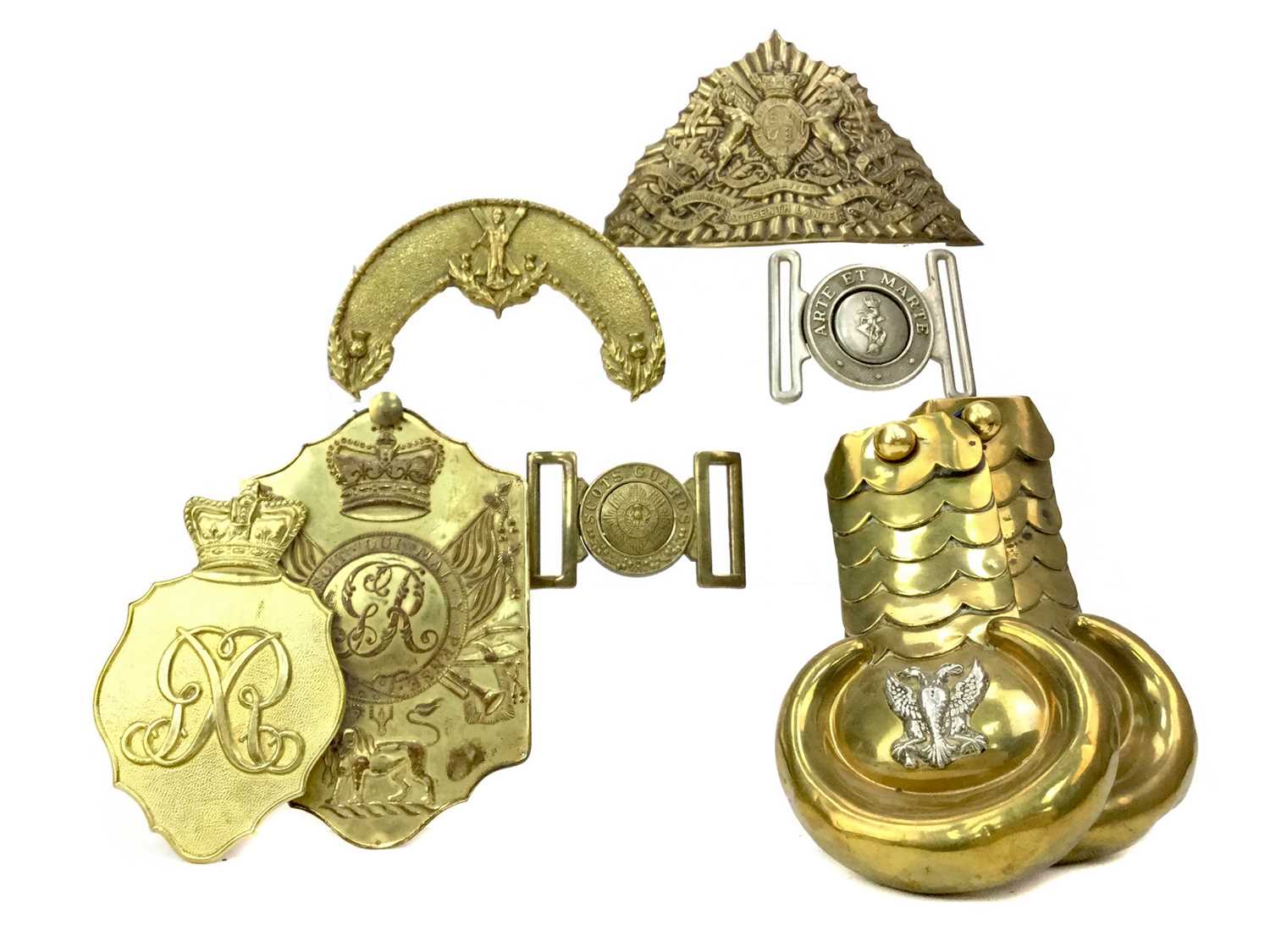 Lot 1399 - A GROUP OF MILITARY BRASS METALWARE