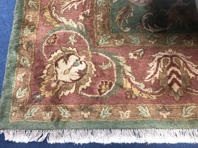 Lot 328 - A LARGE 20TH CENTURY WOOL CARPET