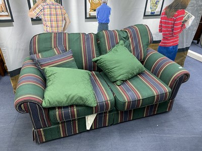 Lot 401 - A MODERN SOFA BED