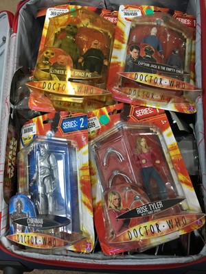 Lot 178 - A LOT OF DOCTOR WHO TOYS