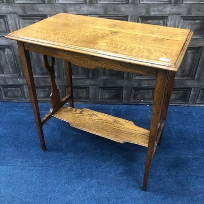 Lot 425 - AN EDWARDIAN OAK TWO TIER OCCASIONAL TABLE