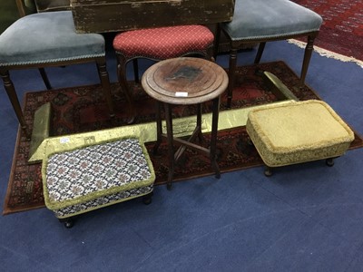 Lot 431 - A CIRCULAR PLANT STAND AND TWO FOOTSTOOLS