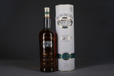 Lot 1352 - BOWMORE 12 YEARS OLD - ONE LITRE