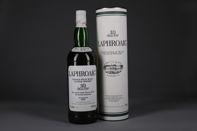 Lot 1367 - LAPHROAIG 10 YEARS OLD PRE-ROYAL WARRANT - ONE LITRE