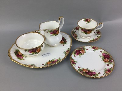 Lot 502 - A ROYAL ALBERT 'OLD COUNTRY ROSES' PATTERN TEA SERVICE