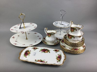 Lot 504 - A GROUP OF ROYAL ALBERT 'OLD COUNTRY ROSES' PATTERN TEA WARE