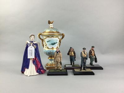 Lot 155A - A ROYAL WORCESTER FIGURE OF 'QUEEN ELIZABETH II' AND OTHER ITEMS