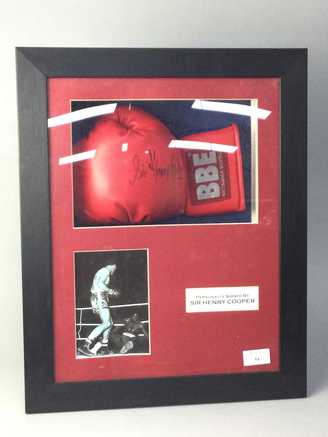 Lot 54 - A BOXING GLOVE SIGNED BY SIR HENRY COOPER