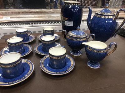 Lot 567 - A CROWN DEVON BALUSTER VASE AND WEDGWOOD COFFEE SERVICE