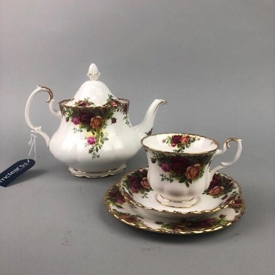 Lot 64 - A ROYAL ALBERT OLD COUNTRY ROSES TEA SERVICE