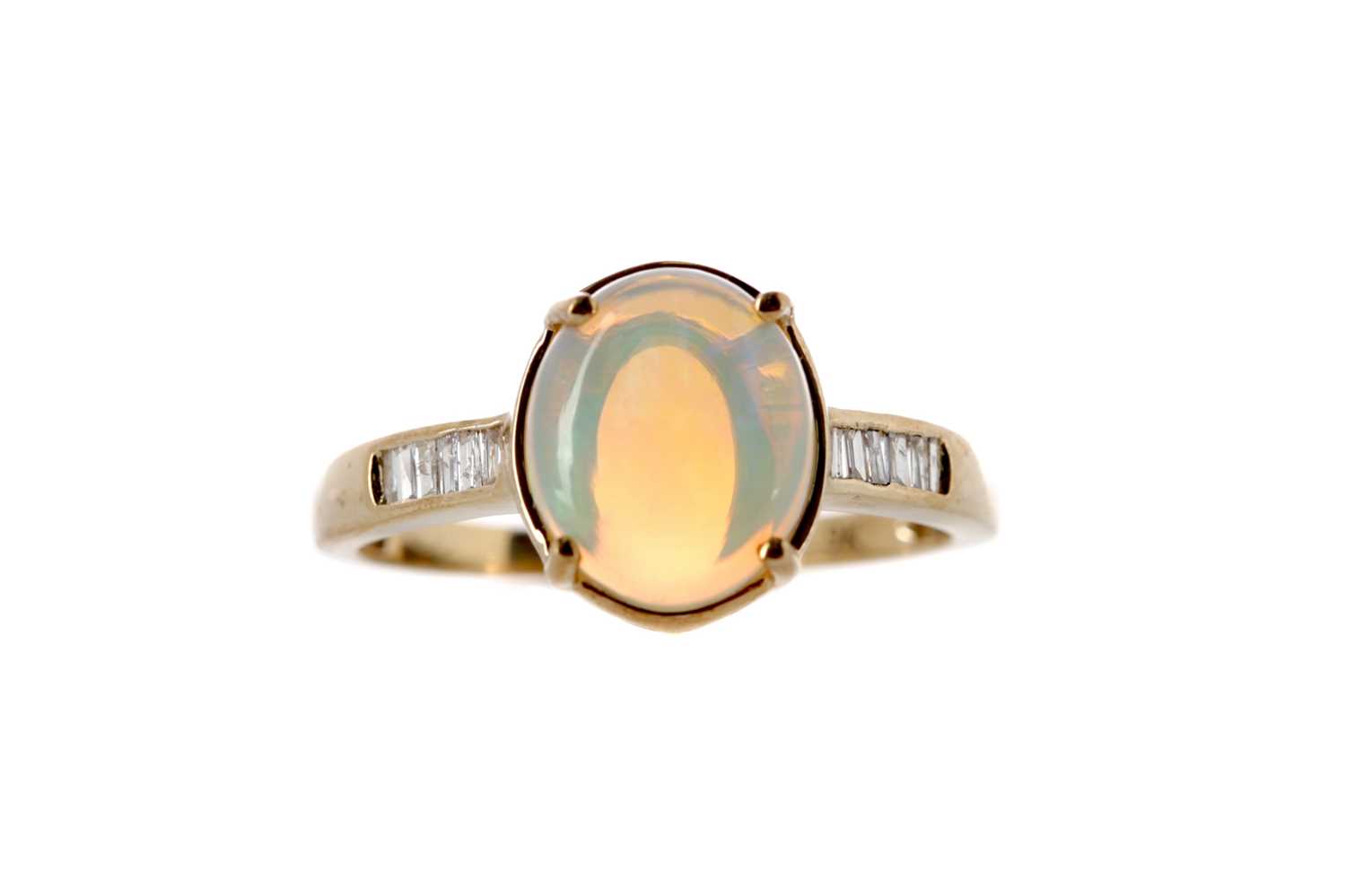 Lot 372 - AN OPAL AND DIAMOND RING