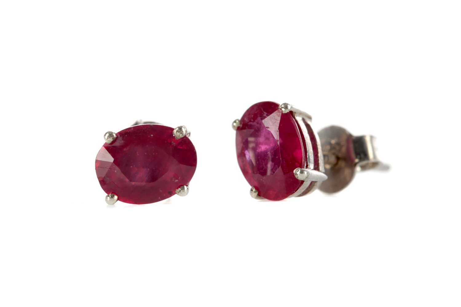Lot 376 - A PAIR OF TREATED RUBY EARRINGS