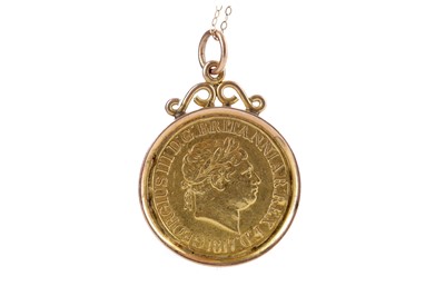 Lot 92 - A GEORGE III (1760 - 1820) GOLD SOVEREIGN PENDANT DATED 1817