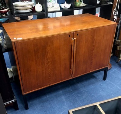 Lot 267 - A RETRO TEAK DRINKS CABINET WITH AN INCOPORATED FRIDGE DESIGNED BY BERNADOTTE & BJORN