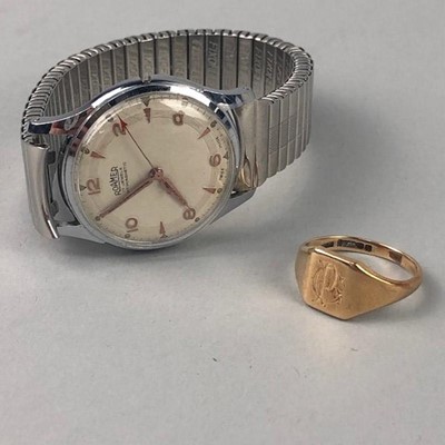 Lot 39 - A GENTLEMAN'S ROAMER STAINLESS STEEL WRIST WATCH AND A GOLD SIGNET RING