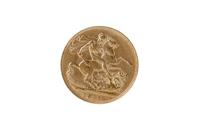 Lot 116 - AN EDWARD VII (1901 - 1910) GOLD SOVEREIGN DATED 1910