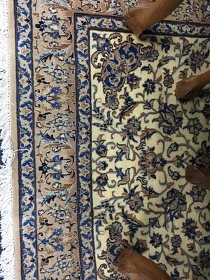 Lot 178 - A PERSIAN STYLE RUG