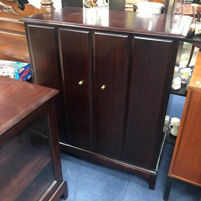 Lot 334 - A MAHOGANY TWO DOOR CUPBOARD