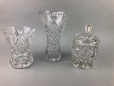 Lot 215 - A LOT OF CRYSTAL AND GLASS WARE