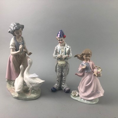 Lot 354 - A LEONARDO COLLECTION FIGURE OF A CLOWN AND OTHER VARIOUS FIGURES