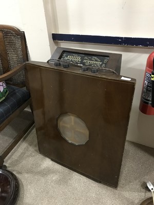 Lot 70 - A VINTAGE MURPHY FLOOR STANDING RADIO