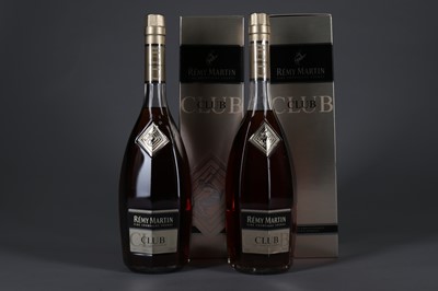 Lot 1487 - TWO LITRES OF REMY MARTIN CLUB