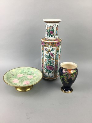 Lot 137 - A MODERN CHINESE FAMILLE ROSE VASE AND OTHER CERAMICS