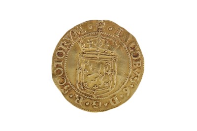 Lot 119 - RARE: JAMES VI (1567-1625) HAMMERED GOLD SHILLING