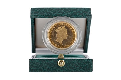 Lot 128 - A QUEEN ELIZABETH II (1952 - PRESENT) GOLD PROOF TWO POUND £2 COIN
