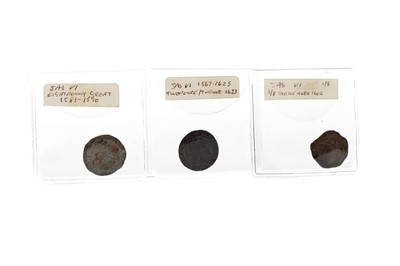 Lot 136 - A GROUP OF JAMES VI (1567-1625) COINS