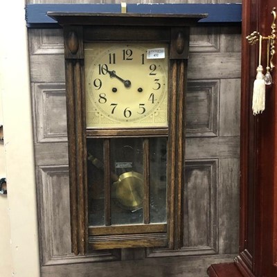 Lot 432 - A MAHOGANY CASED WALL CLOCK