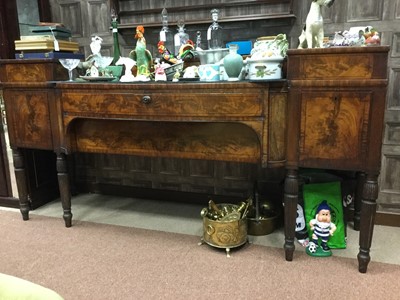 Lot 700A - AN EARLY 19TH CENTURY MAHOGANY SIDEBOARD