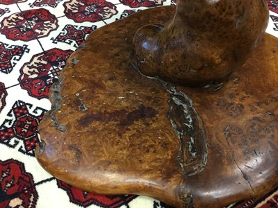 Lot 1640 - A 20TH CENTURY BURR ELM OCCASIONAL TABLE