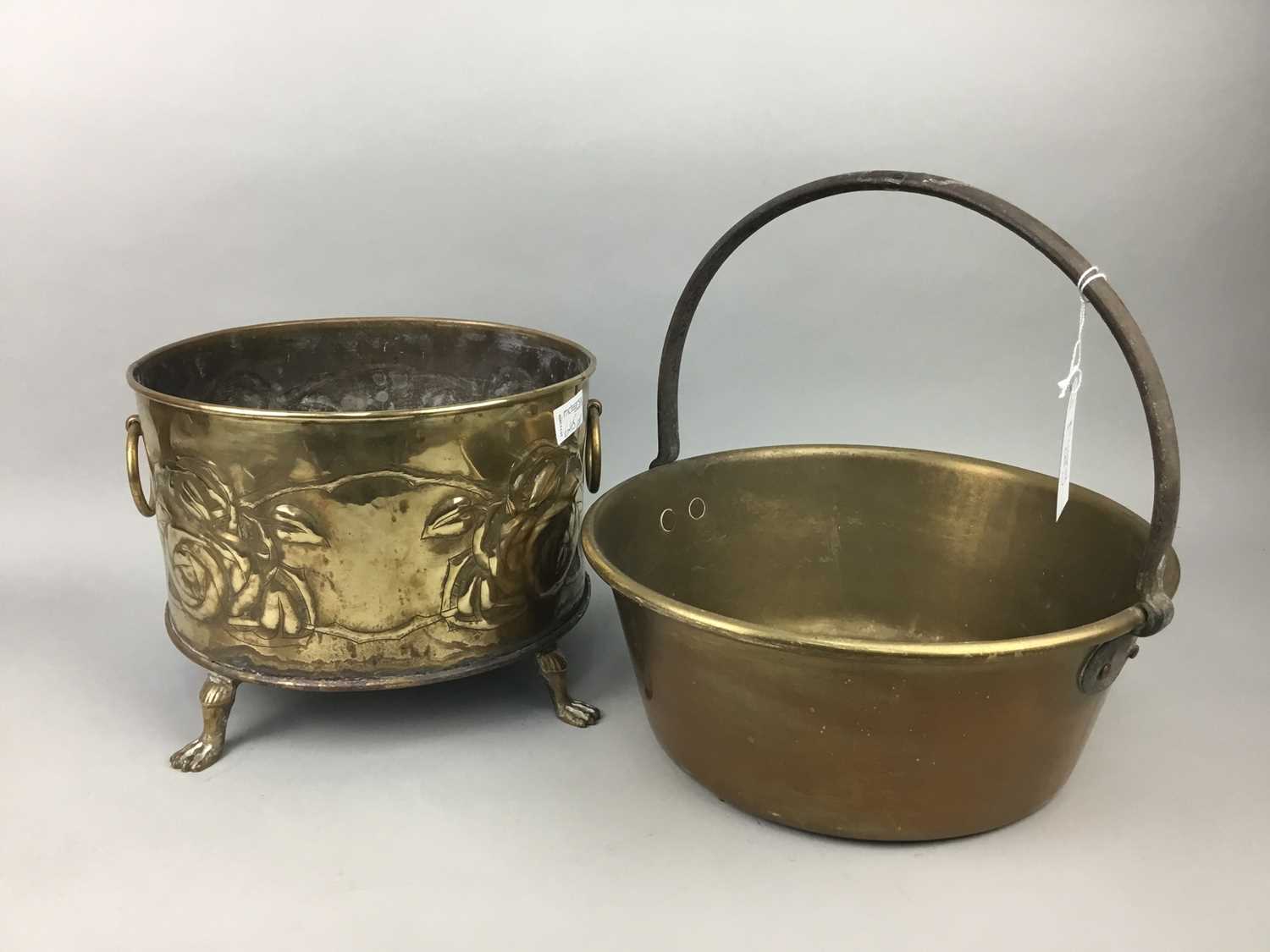 Lot 645 - A LOT OF BRASS WARE